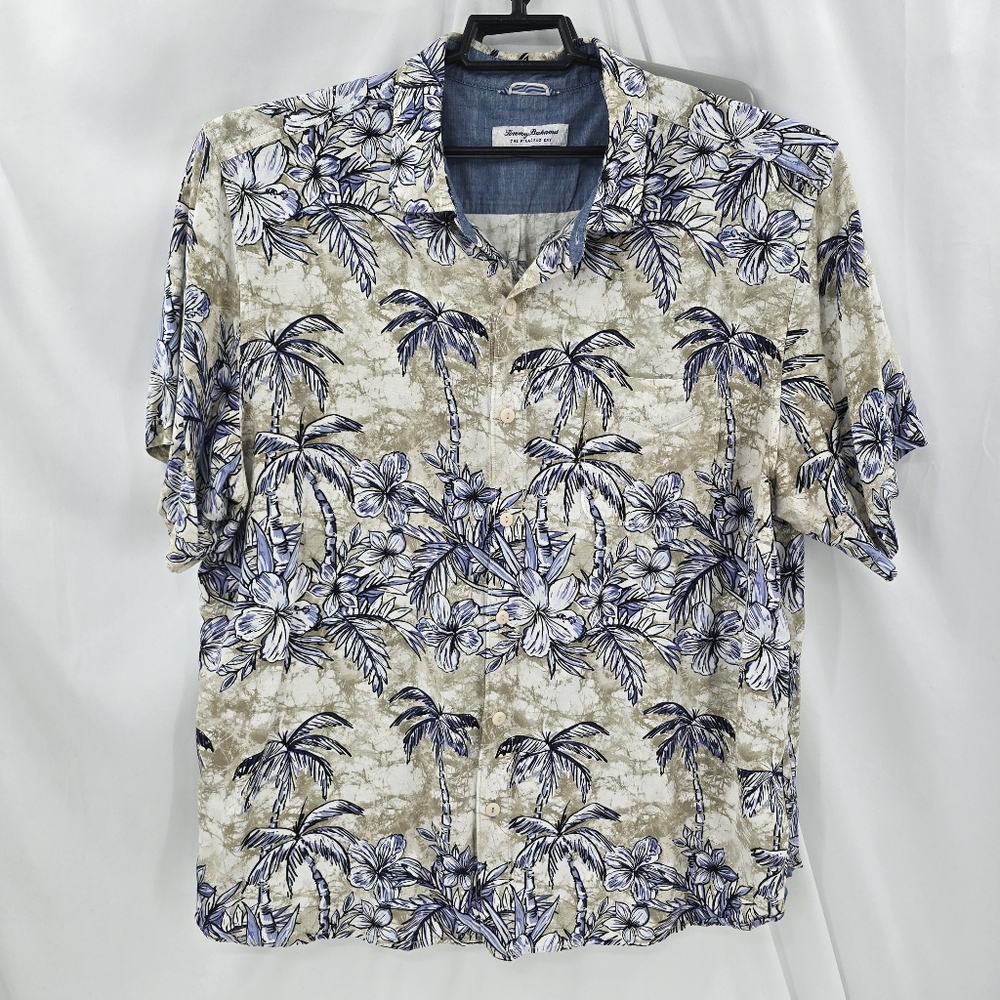 Tommy Bahama Veracruz Cay Hawaiian Shirt White Palm Floral Size 2XL 100% Viscose - Picture 2 of 8